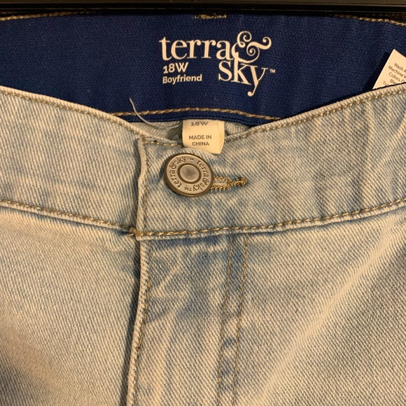 Used women plus size Wide stretchy chain pants size 18 W.  Very comfortable - Picture 1 of 3